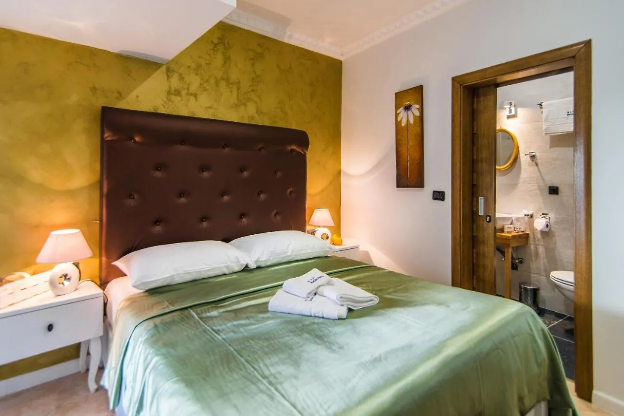 Bella Natka Bed And Breakfast Rovinj 4*,