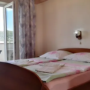 Gostinjska kuća Ljubica And
